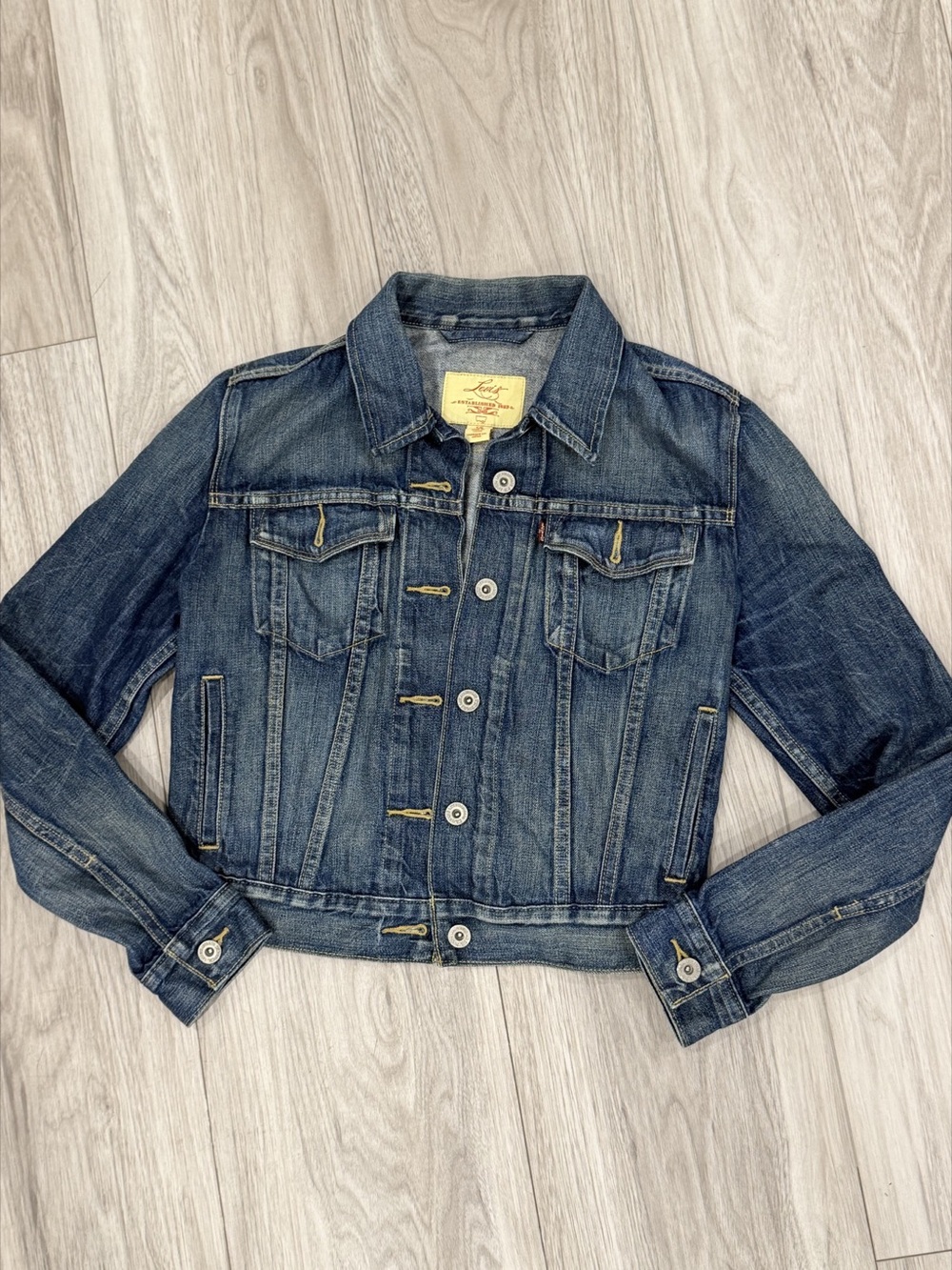 Levi's Classic Trucker Jacket Denim Jean Jacket